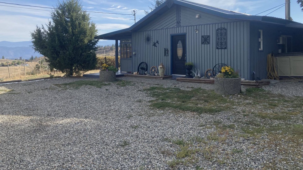 Okanagan-Similkameen Cottage | Osoyoos Hide Away, on 5 acres