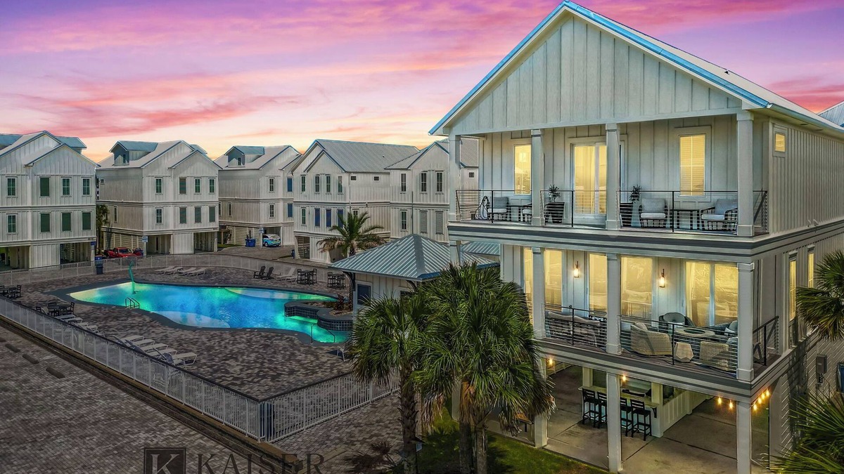Orange Beach House | Osprey 27 Bayside home w/boat slip, community pool – Sea Smiles by Kaiser