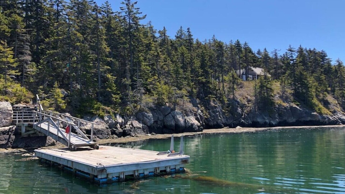 Vinalhaven House | Osprey Nest on Tip Toe Mountain