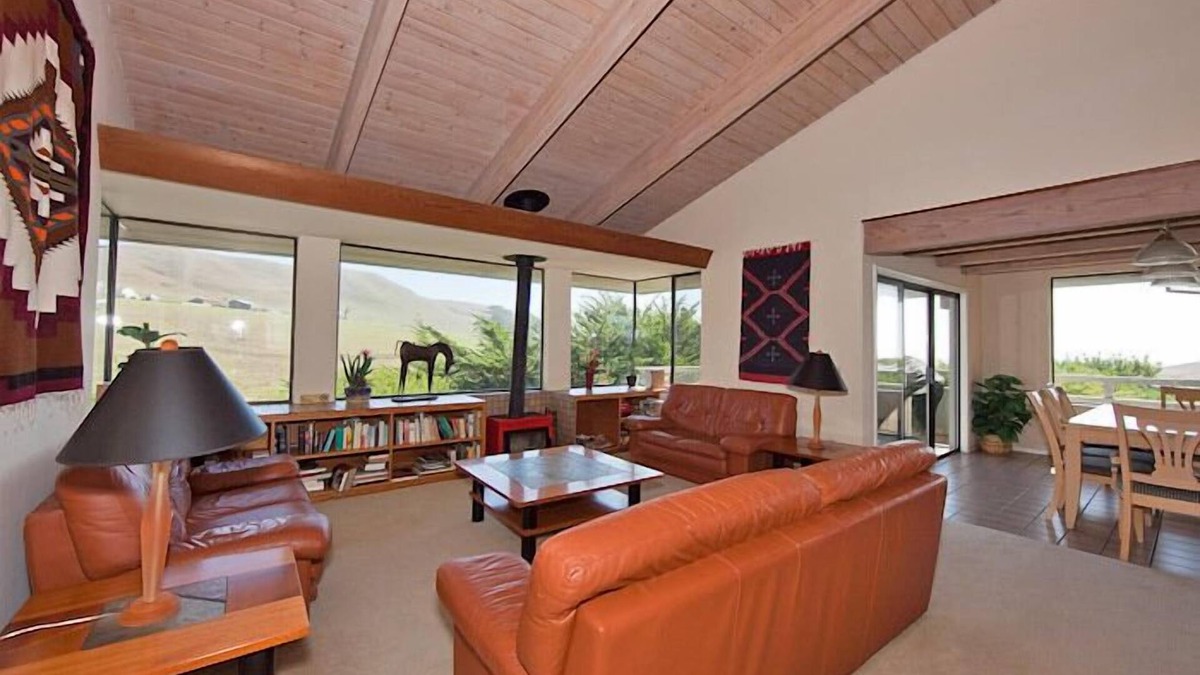Bodega Bay House | Osprey Retreat - Beautiful views of the coastal hills, & Pt. Reyes, private.