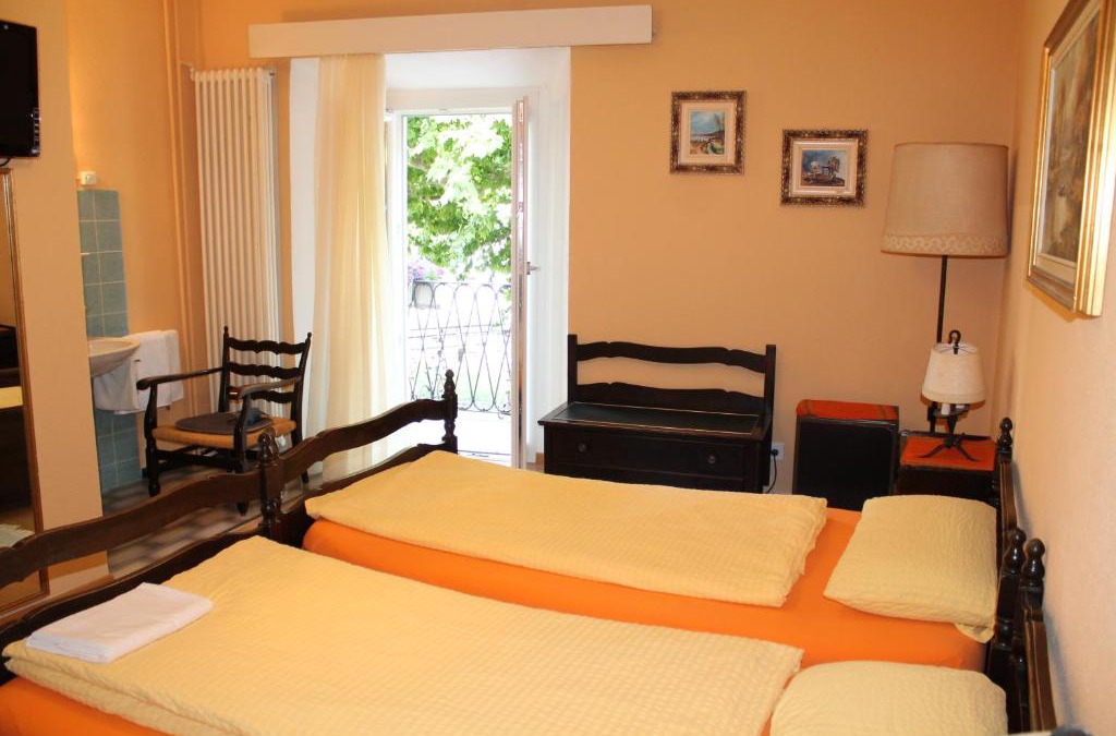 Caslano House | Osteria Battello