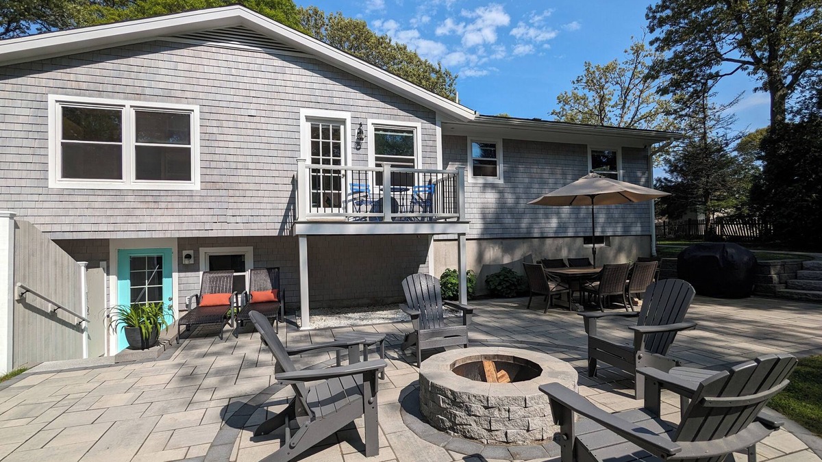 Osterville House | Osterville - close to town & beach, AC, beach pass