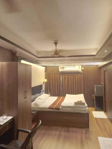Park Street Apartment | Ostro Inn Studio Apartment