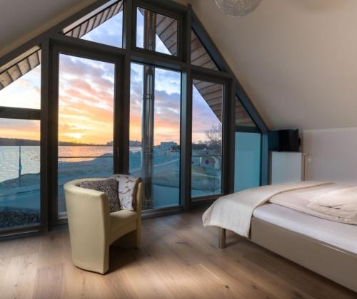 Heiligenhafen House | Ostsee - Reetdachhaus Nr 4 "Ostseeperle" im Strand Resort