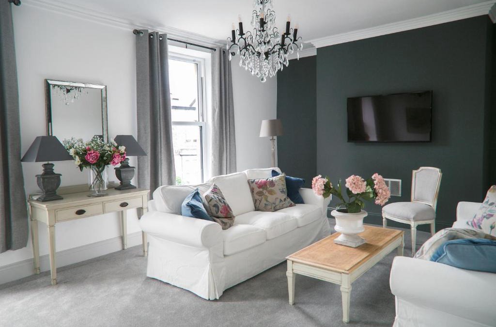Harrogate Apartment | Oswald House deluxe 3 bedroom apartment