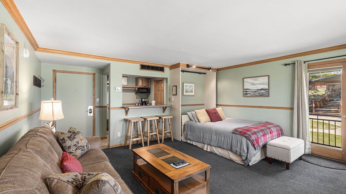 Gaylord Condo | Otsego Ski and Golf Resort Condo