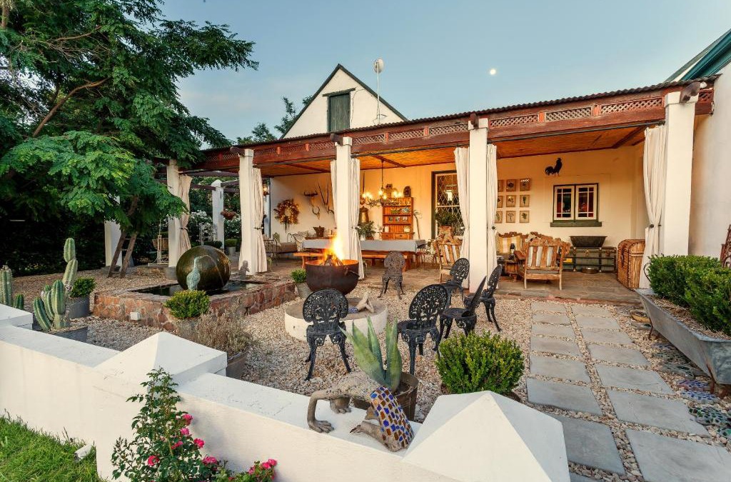 Nieu-Bethesda Bed & Breakfast | Oude Pastorie
