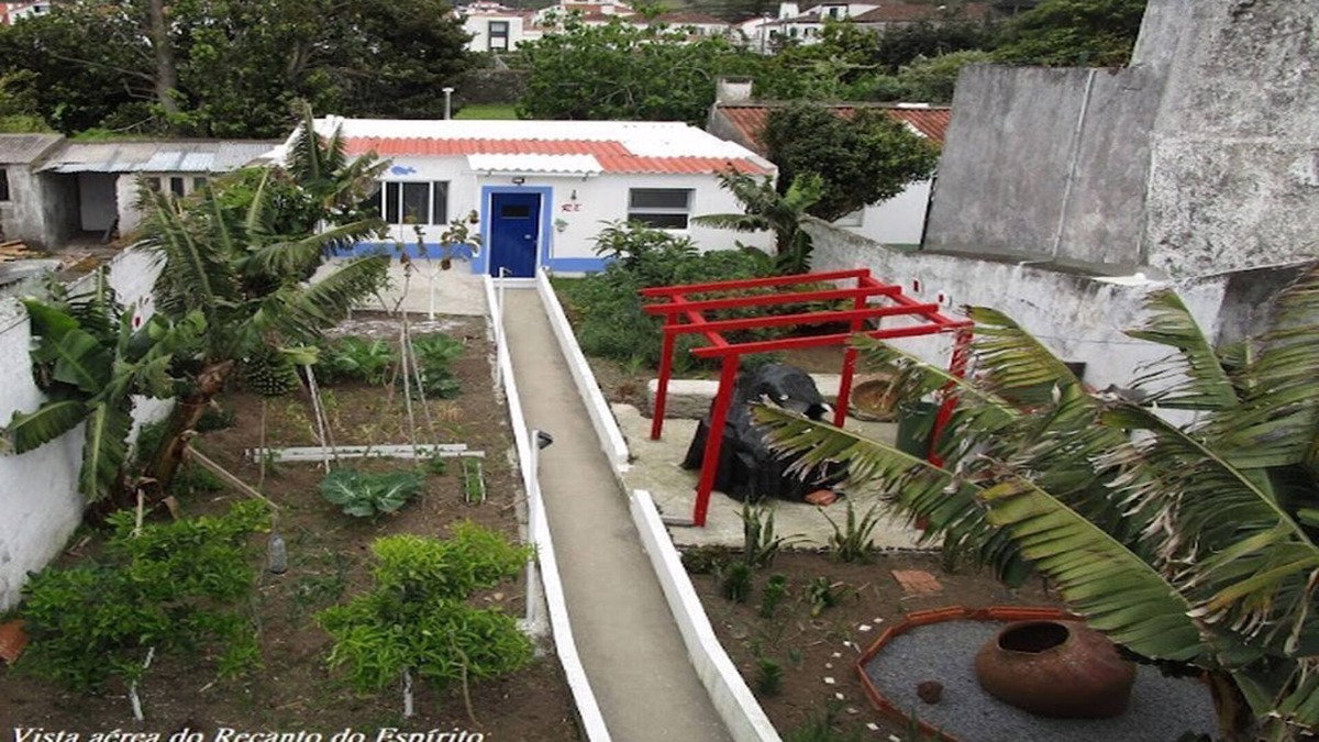 Faja de Baixo House | Our Cozy Little House on the Island of Dreams