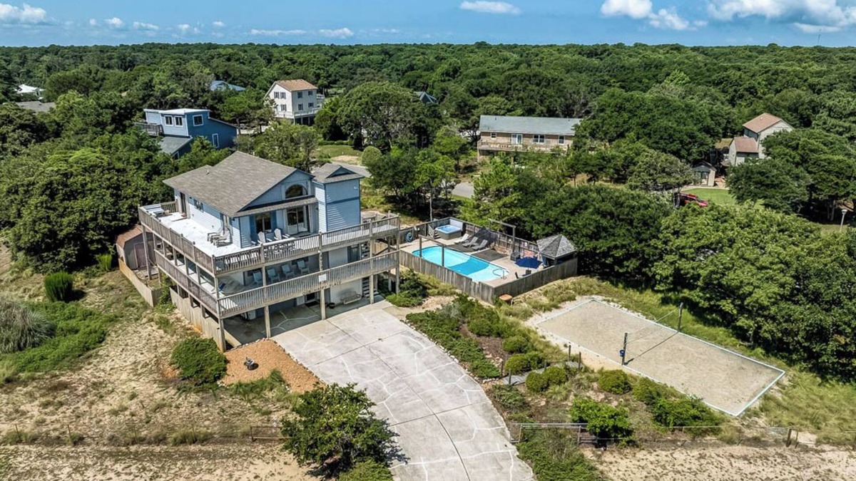 Sea Scape House | Our Happy Place | Dog Friendly, Private Pool, Hot Tub | Kitty Hawk