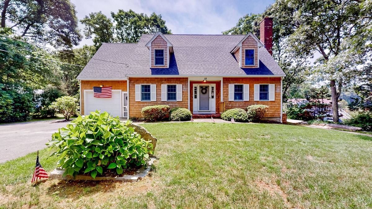 West Falmouth House | Our House in West Falmouth | House in Falmouth with private beach access