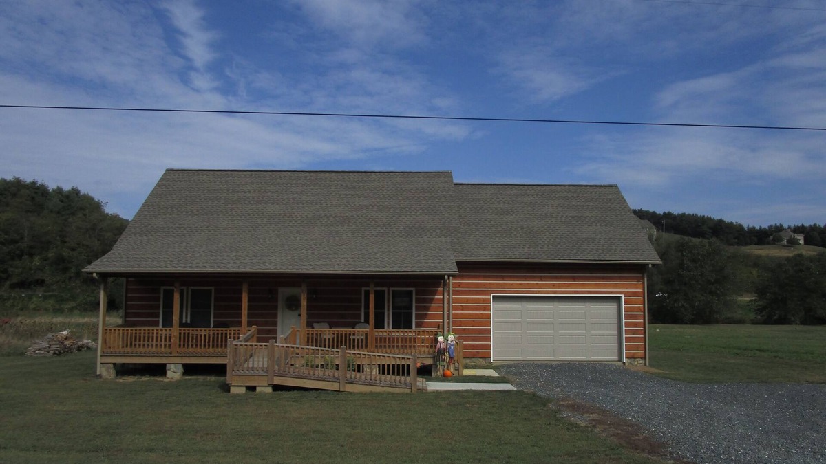 Fleetwood Cabin | Our Last Nickel Cabin Southfork of New River Boone area