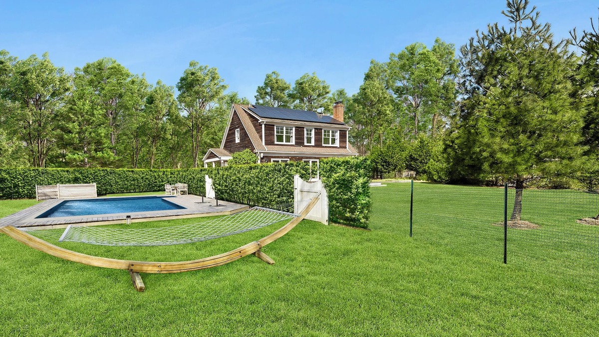 Northwest Harbor House | Out Door Theater Fire Pit Bocce court- WATCH VIDEO!