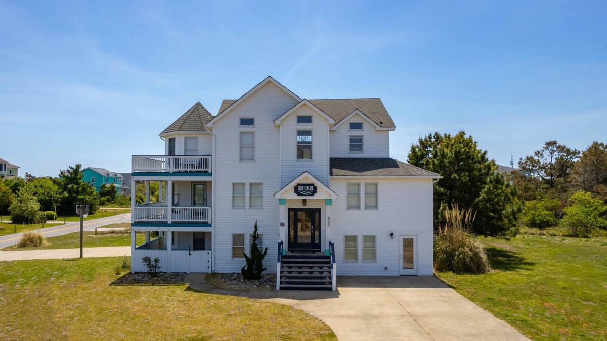 Whalehead Beach House | Out of the Blue 8 Bedroom Home With Private Pool