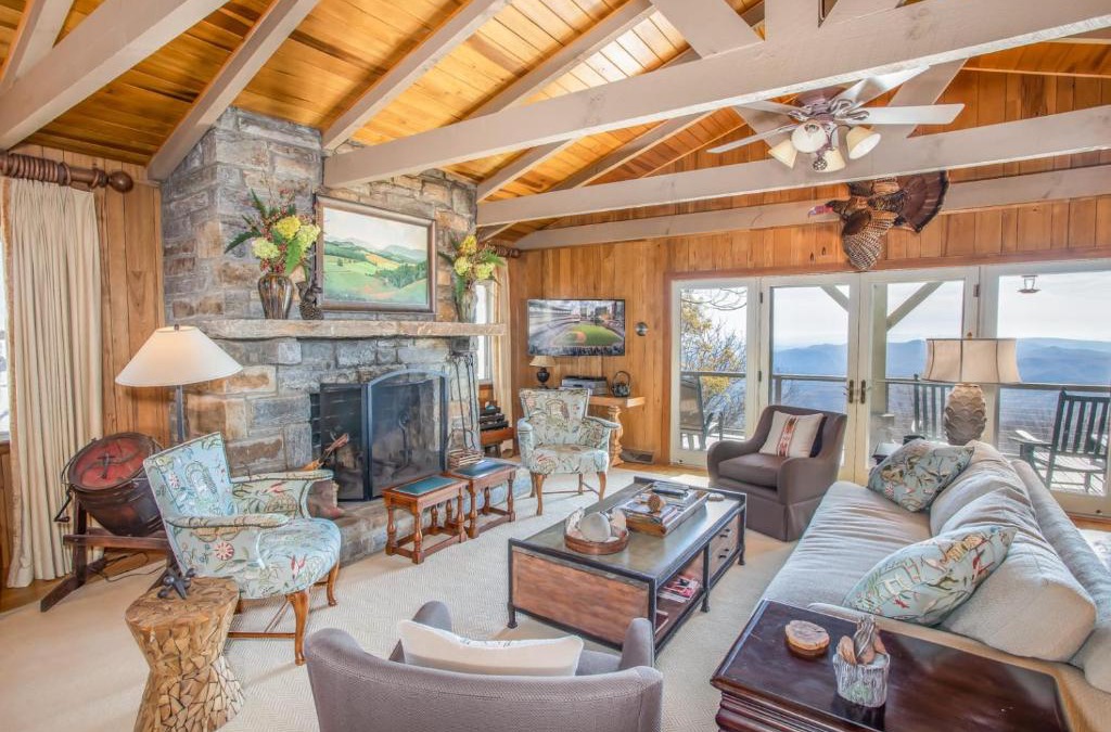 Blowing Rock House | Out On A Limb