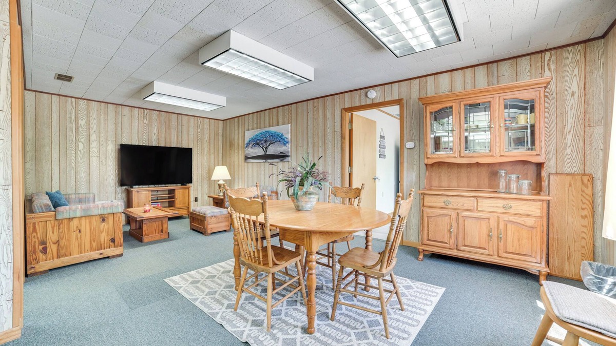 Atlanta House | Outdoor Retreat in Atlanta Near Lakes & Trails!
