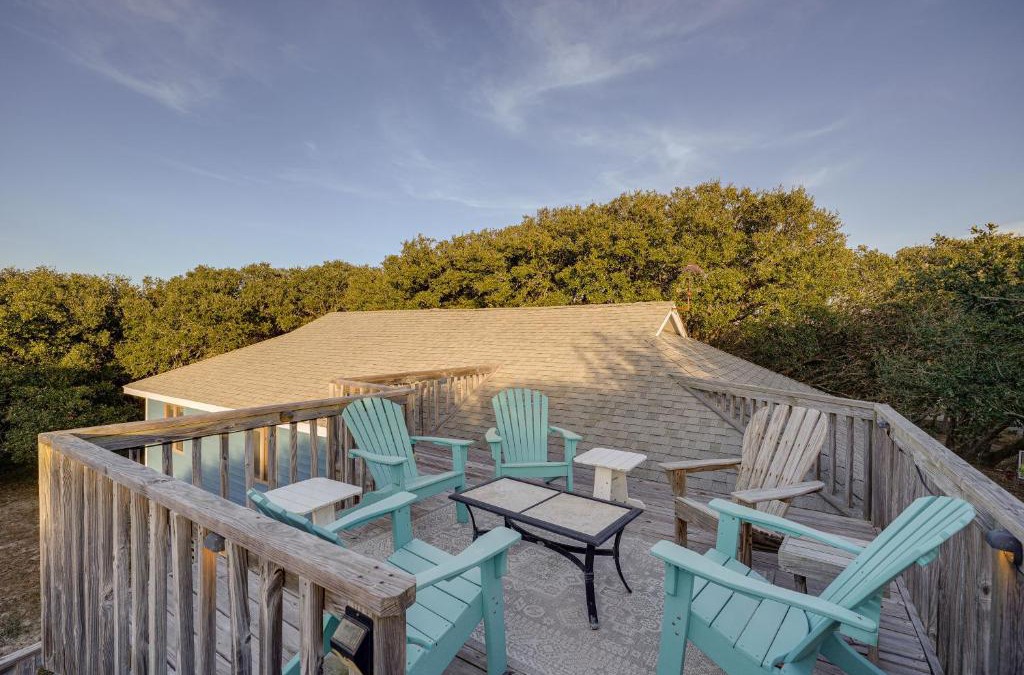 Southern Shores House | Outer Banks Retreat - Walk to Beach!