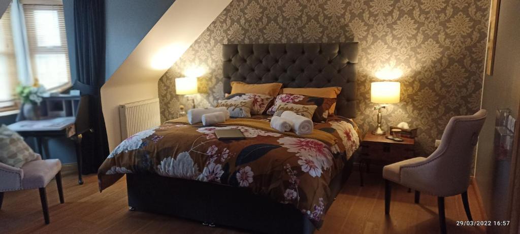 Cruden Bay Bed & Breakfast | Outlander Boutique B&B Super King