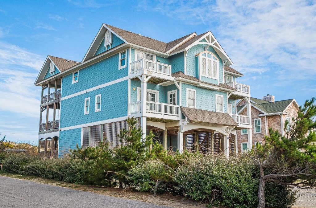 South Nags Head House | Outside-In