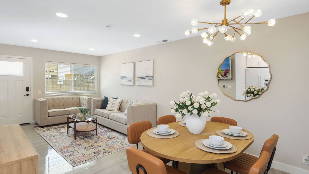 Mesa Verde House | Outstanding 2beds/2baths Home Close to Pier/Beach