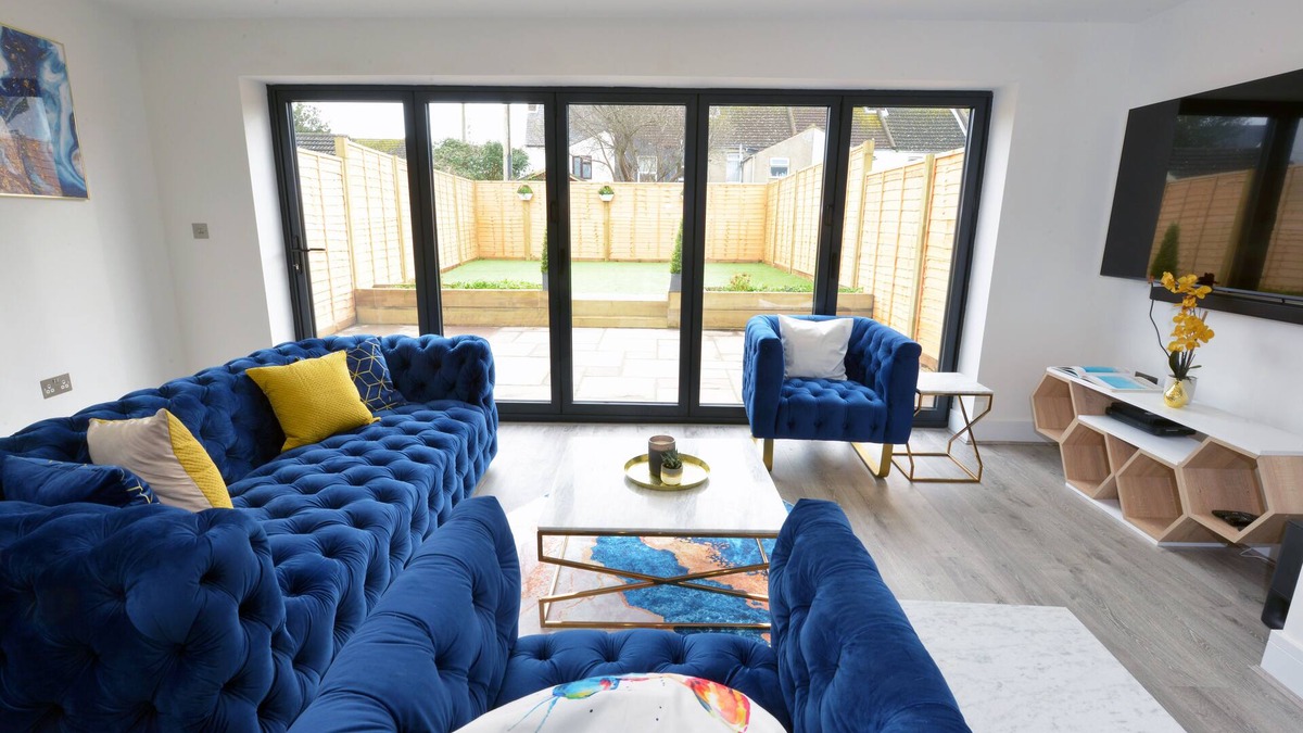 Littlehampton House | Outstanding modernised 3/4 double bedroomed house