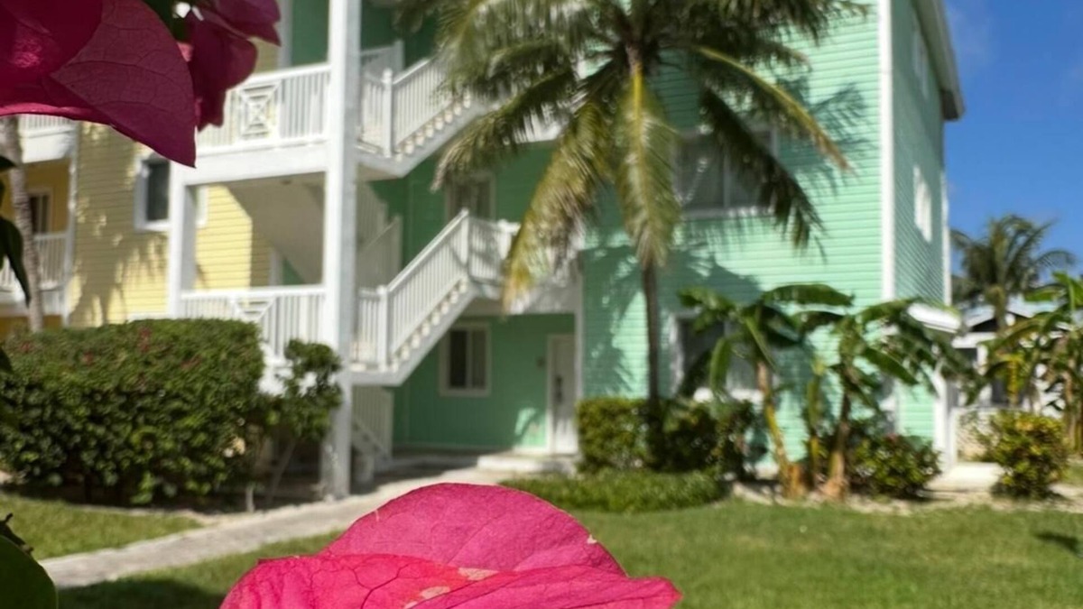 Alice Town Condo | Over the top Penthouse Villa- Resorts World Bimini