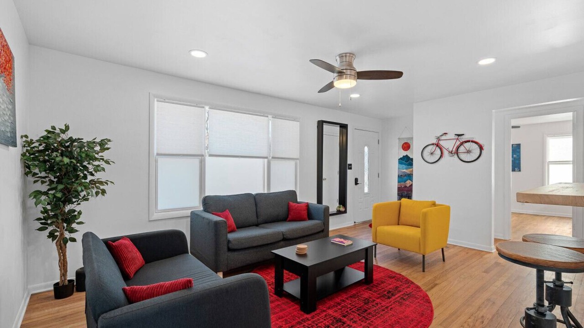 Overland Park House | Overland Park Retreat
