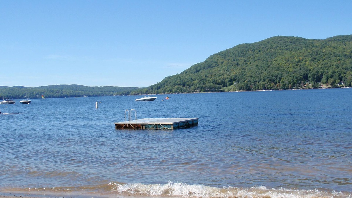 Corinth House | Overlook Beach Club- Great Scandaga Lake WiFi and phone