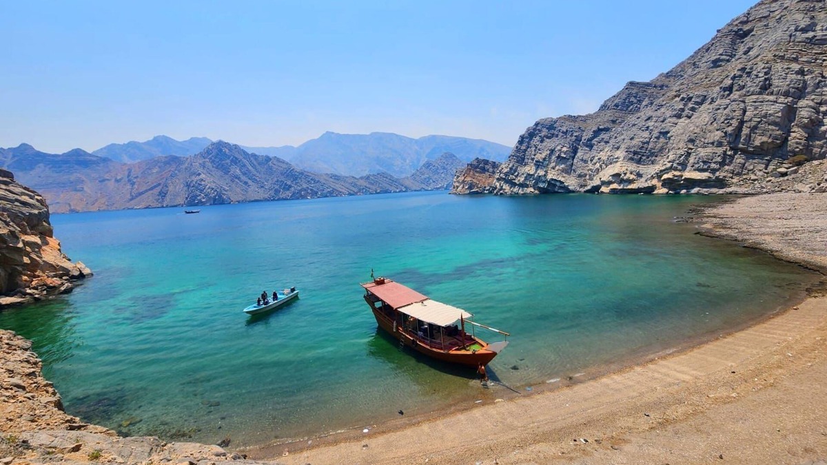 Khasab Boat Rental | Overnight Camping at Dhow with Dolphin Watching, Snorkeling Telegraph Island