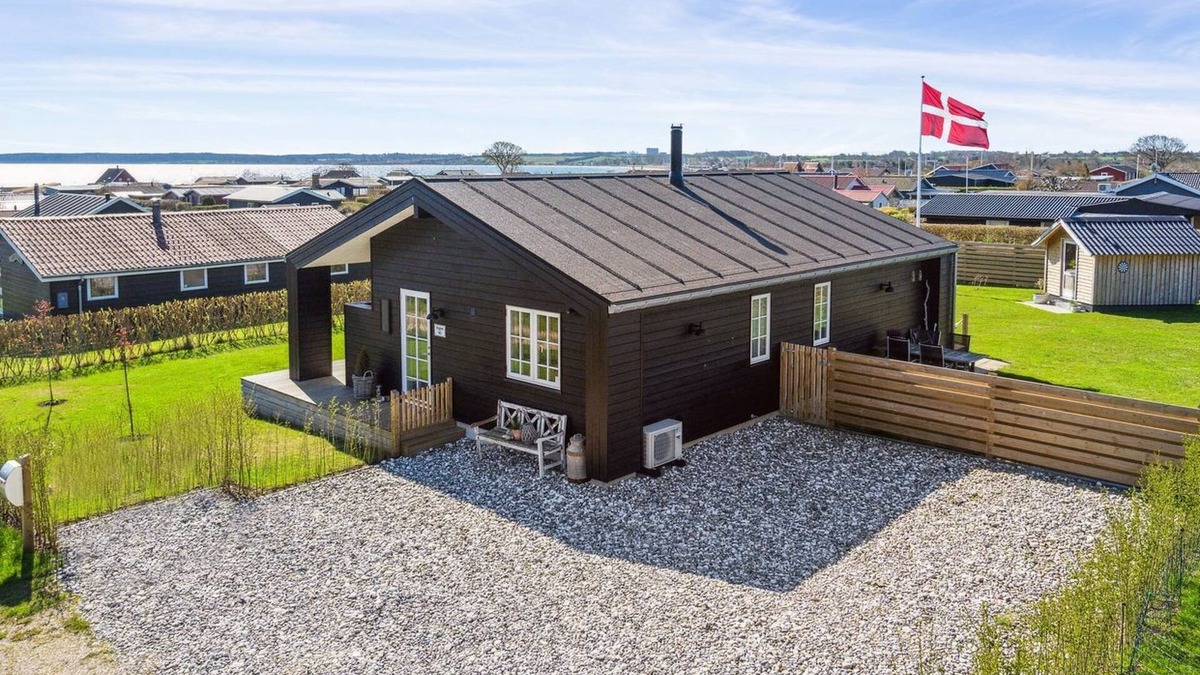 Horsens House | "Ovine" - 300m from the sea by Interhome