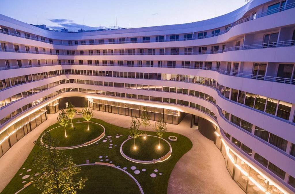 Wroclaw City Center Apartment | Ovo Apartment Market Square Wroclaw