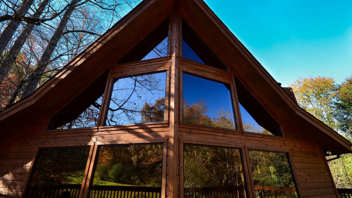 Townsend Ski Chalet | Owl’s Hoot Chalet – 3 mi from Great Smoky Mtns - Autumn dates available