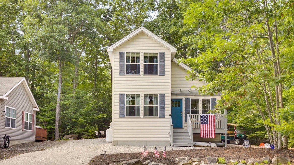South Casco House | OwlsNest Point Sebago, OwlsNest Point Sebago