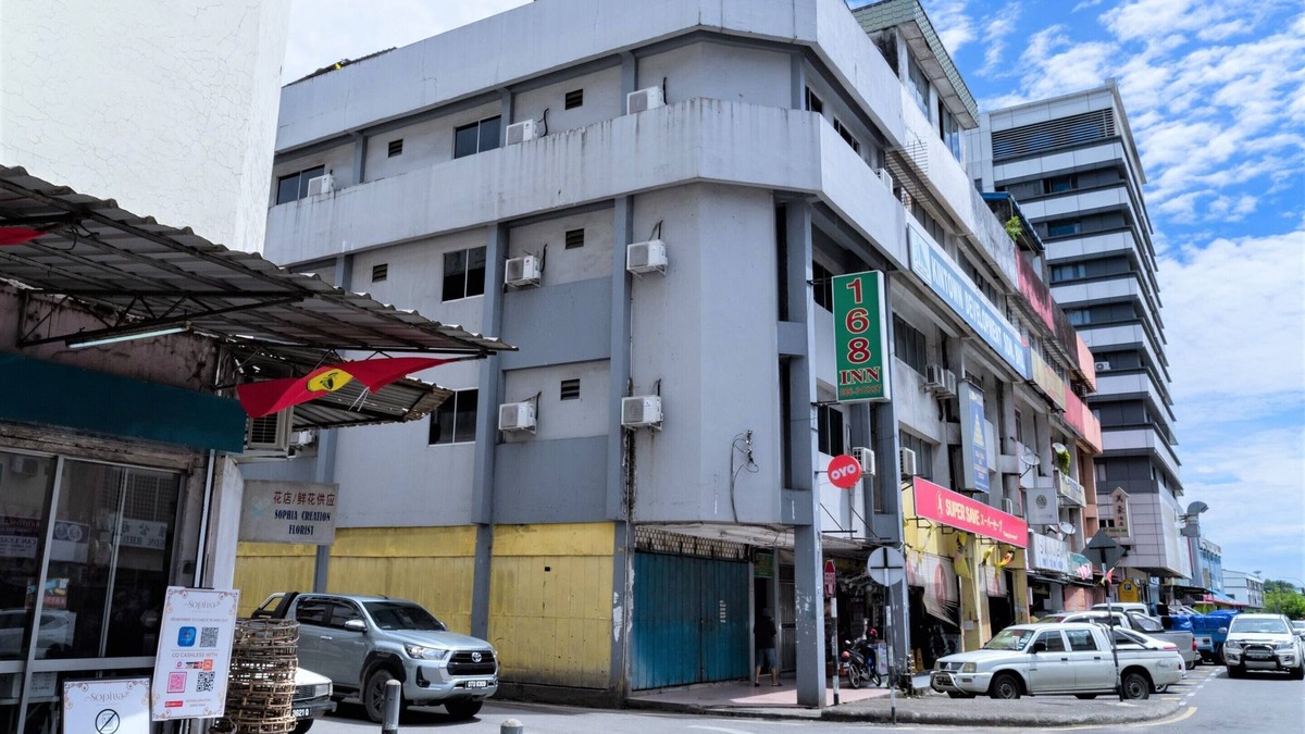 Bintulu Hotel | OYO 90185 168 Inn