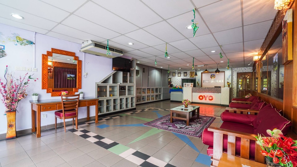 Lumut Hotel | OYO 90929 DJ Hotel