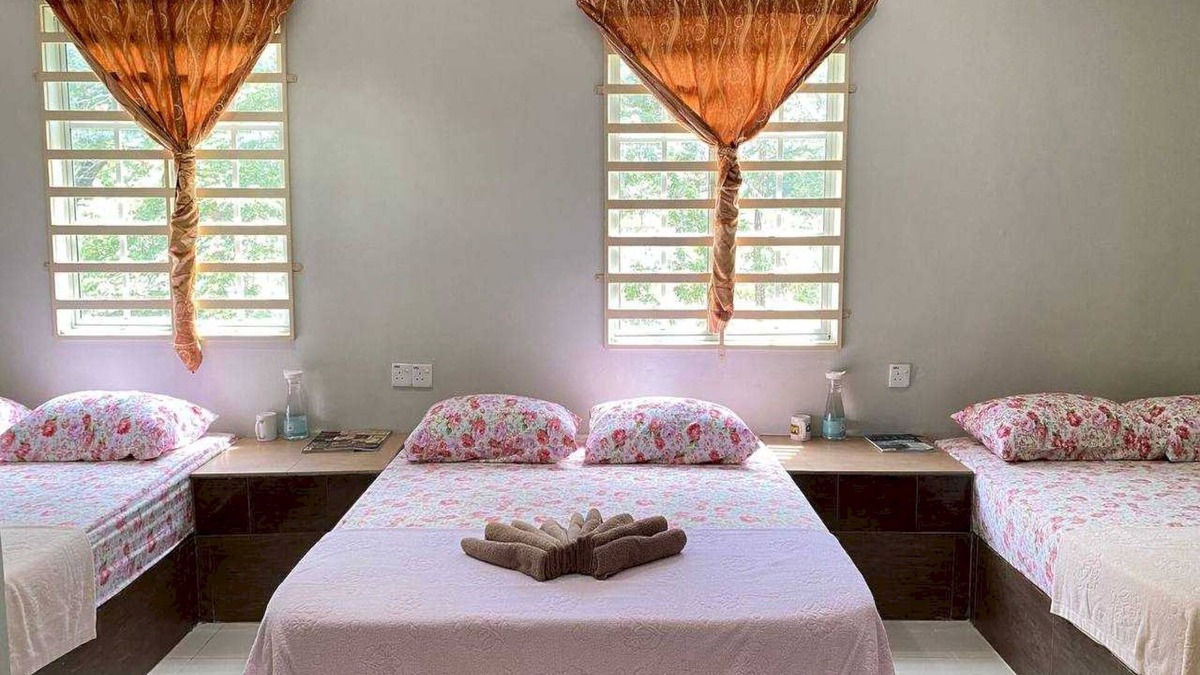 Kuah Hotel | OYO 91002 D Qamar Motel
