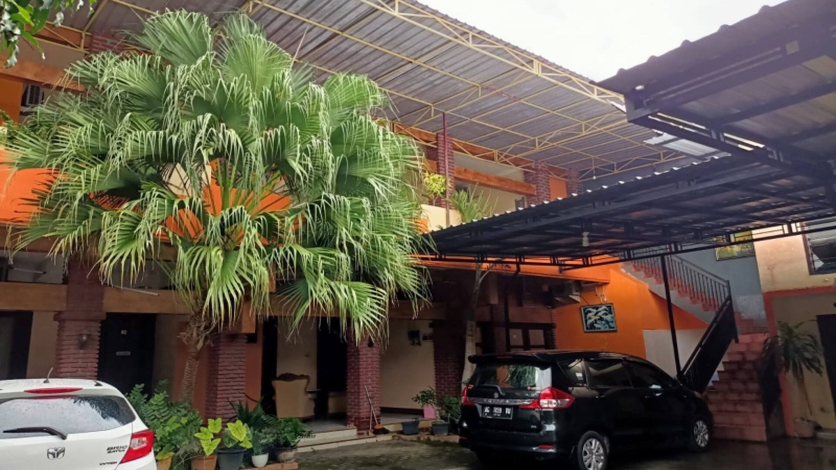 Sumenep Hotel | OYO 91232 Hotel Garuda