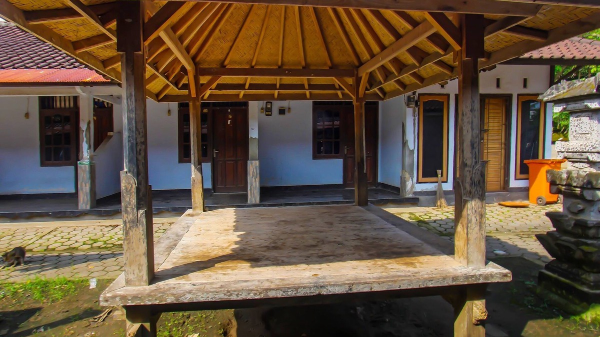 Muncan Hotel | OYO 92308 Kos Duduk