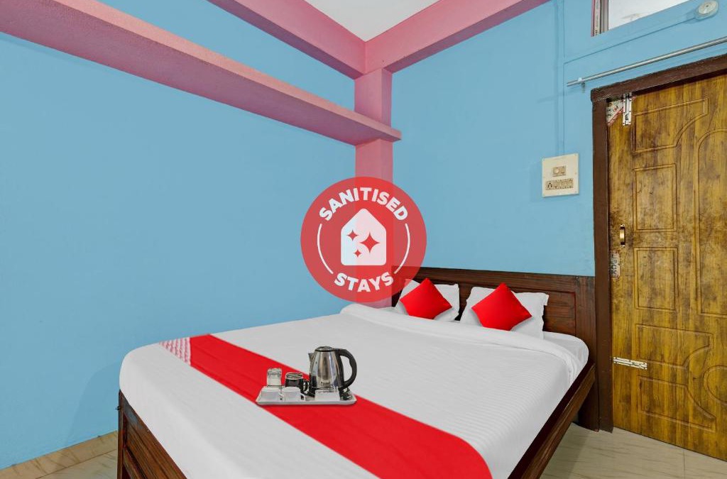 Beltola Hotel | OYO 92942 Hotel S Moonshine