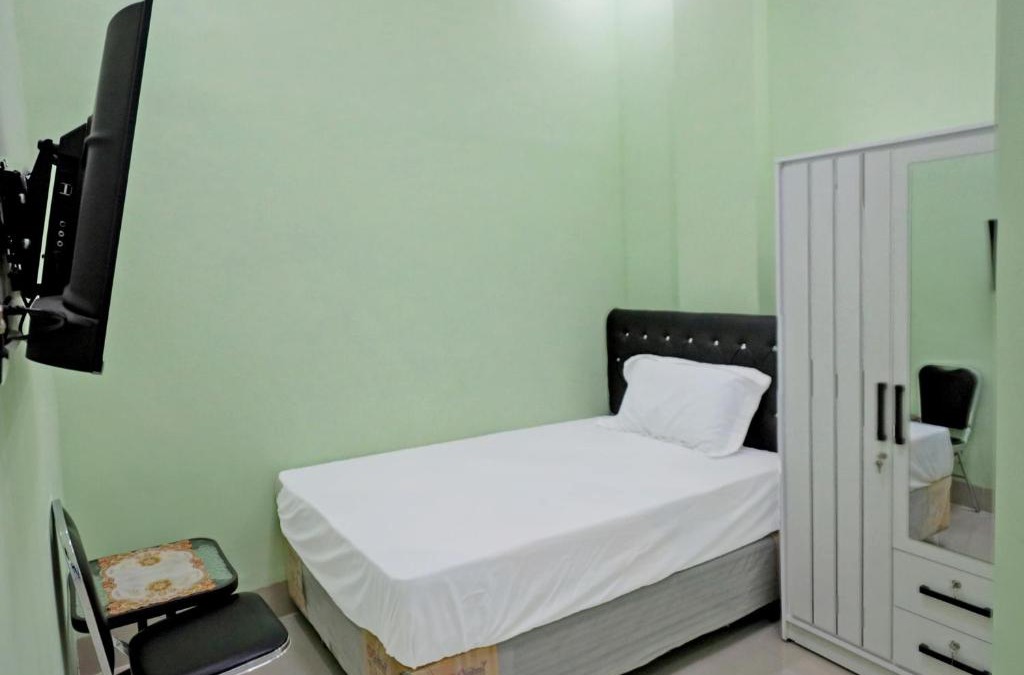 Makassar Hotel | OYO 93059 Homestay Zafirah