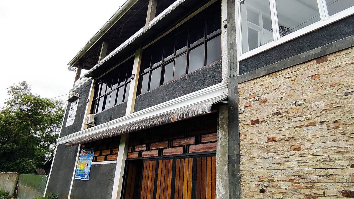 Sulawesi Hotel | OYO 93416 Wisma Alam Syariah Near PLN GARDU INDUK MAMUJU