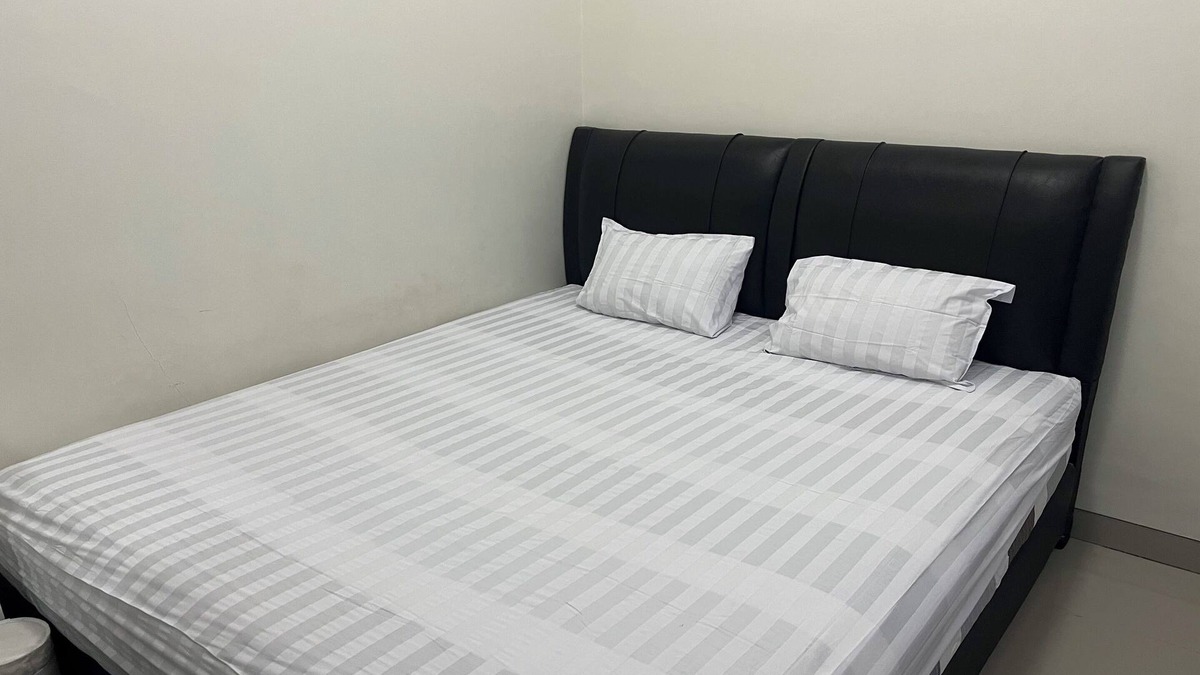 Sungguminasa Hotel | OYO 94222 Anda Kost 2 Near Lapangan Syech Yusuf Discovery
