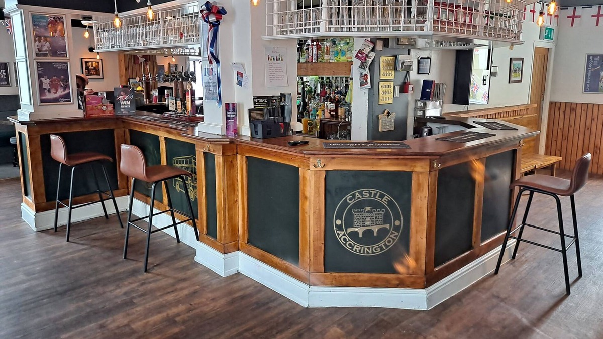 Accrington Hotel | OYO Castle Hotel, Accrington