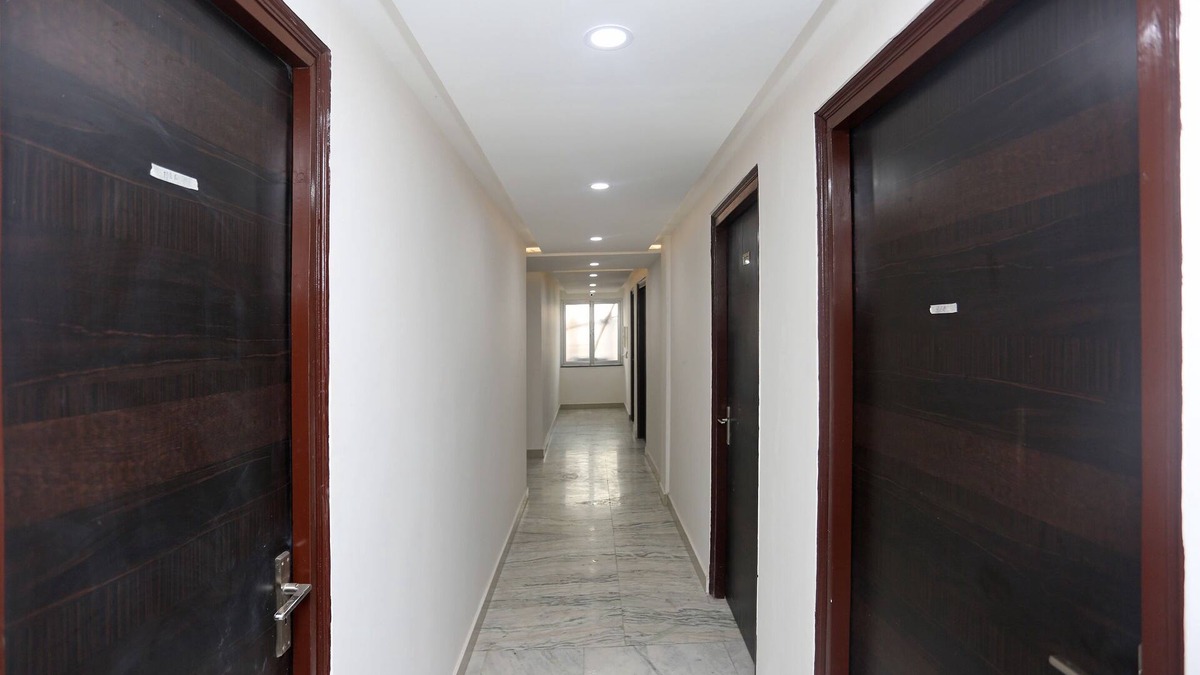 Gorakhpur Hotel | OYO Flagship 18533 Tulip Inn