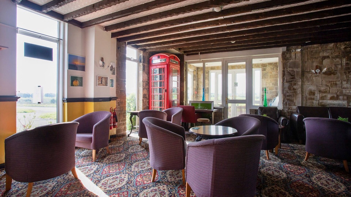 Knowesgate Hotel | OYO Knowesgate Inn, Northumberland National Park