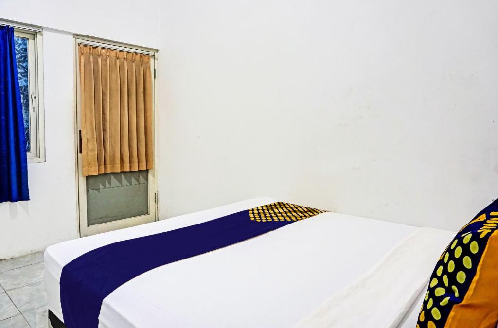 Sedati Hotel | OYO Life 91718 Kost Damai Syariah