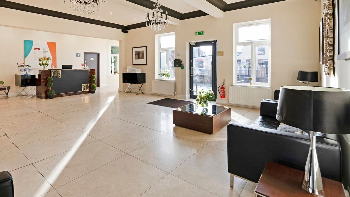 Middlesbrough Hotel | OYO The Baltimore Hotel