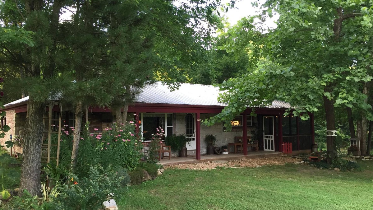 Forsyth Cabin | Ozark farm, cabin & creek, homestead experience