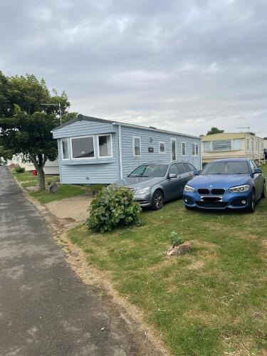 Winestead Apartment | Ozzys Retreat at Sand Le Mere Holiday Park