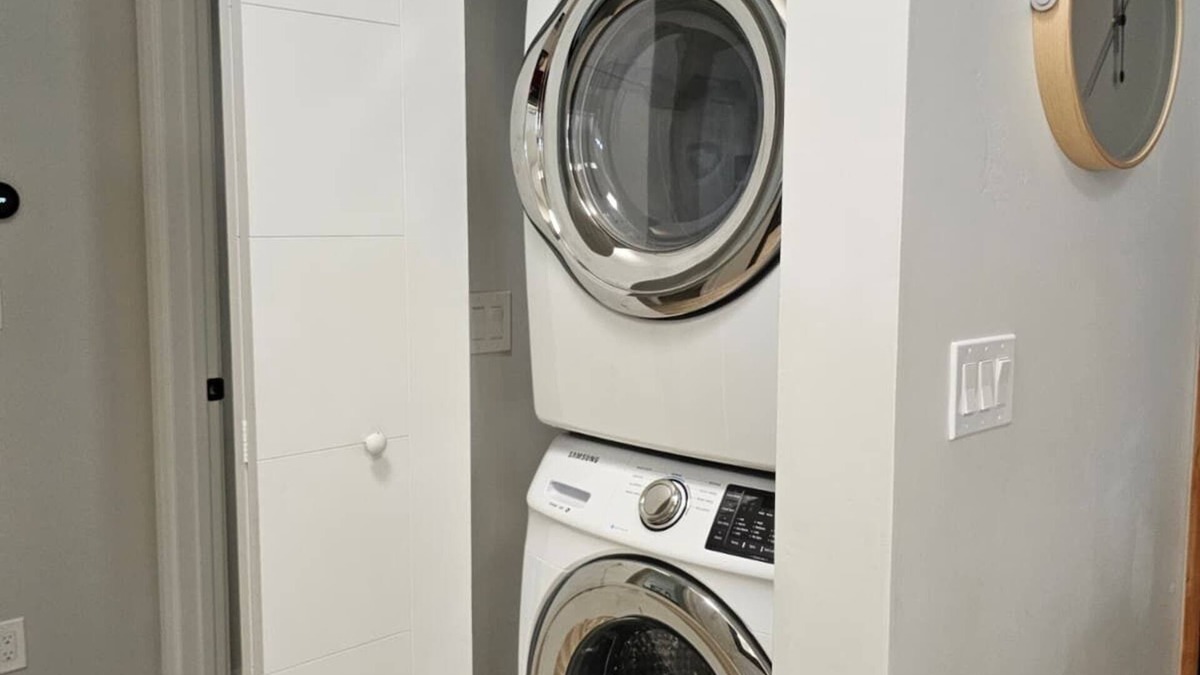 Las Vegas Apartment | P-Chic Scandinavian Escape, Near Strip & Downtown