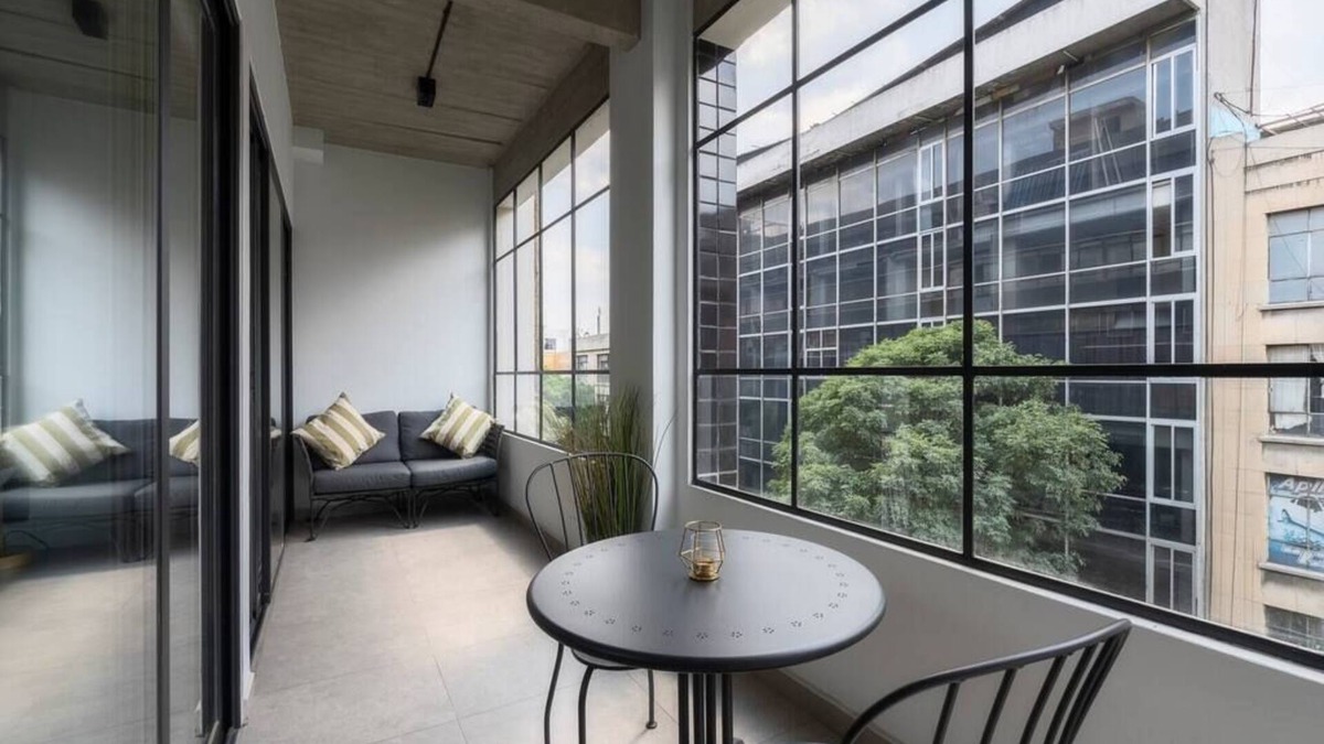 Zona Rosa Apartment | P201 Zocalo 2Bdrm2b AC Rooftop Business C
